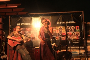 Kelissa performing at The Repulic in OSU_Accra